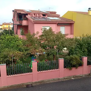 Corona Bed & Breakfast Frühstückspension Sardara